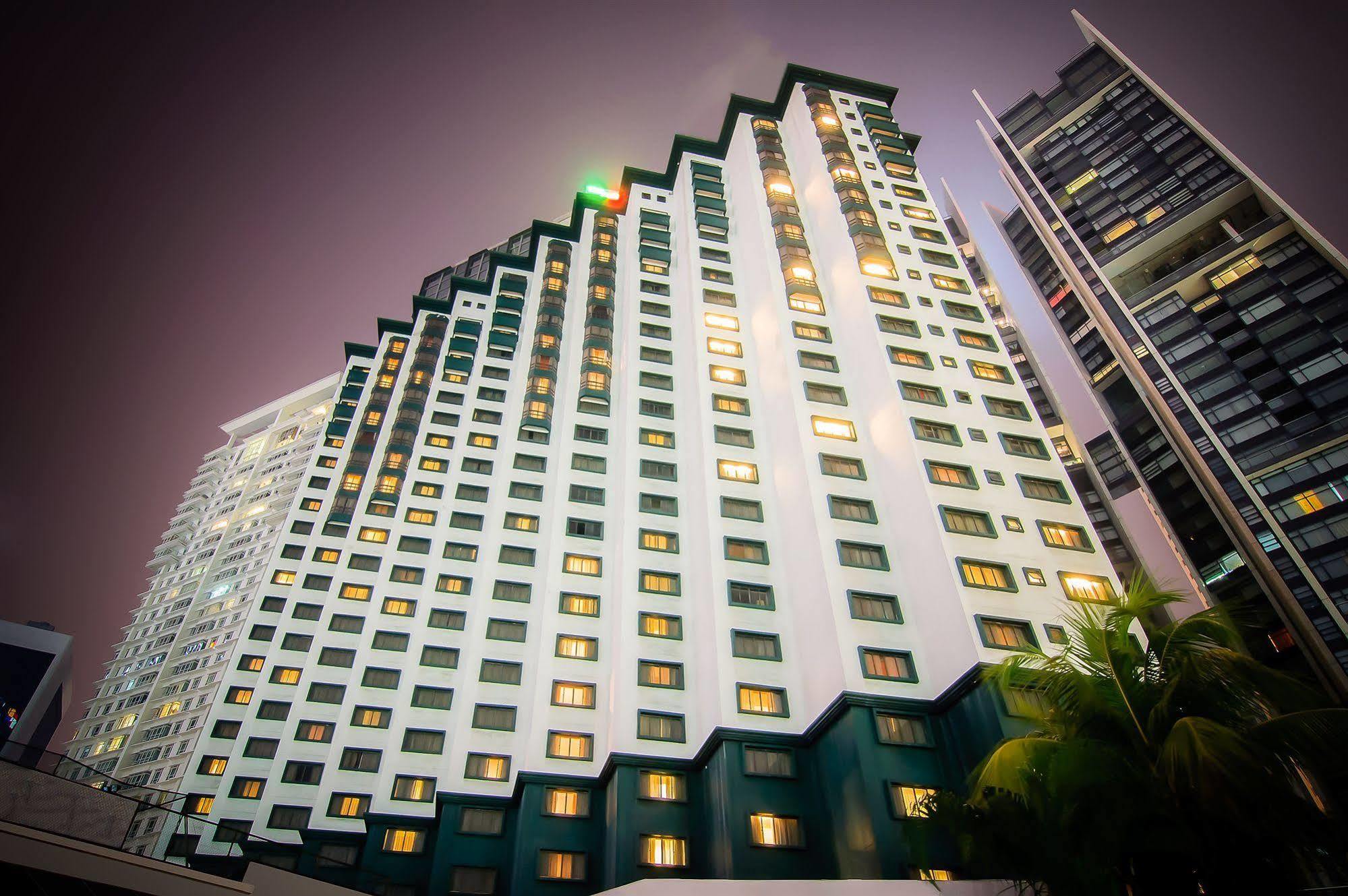 The Zon All Suites Residences On The Park Куала-Лумпур Экстерьер фото